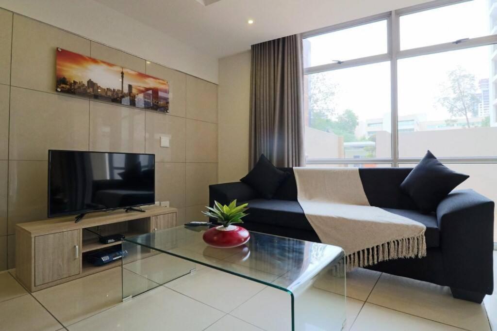 Upmarket Sandton Hydro Park Apartments Йоханнесбург Экстерьер фото